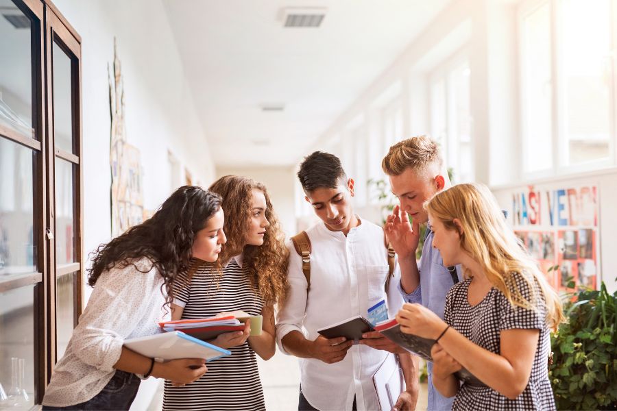 que carrera estudiar en bcn